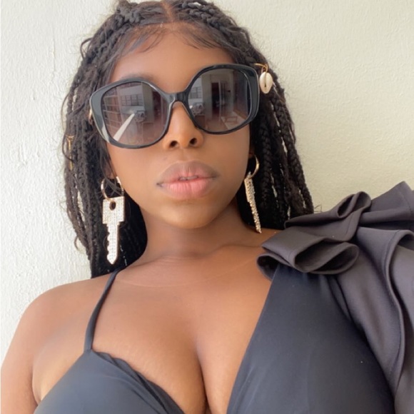 TIFFANY & CO. Blue Gradient Gray Irregular Ladies Sunglasses
TF4192 83158F 54 - Picture 4 of 17